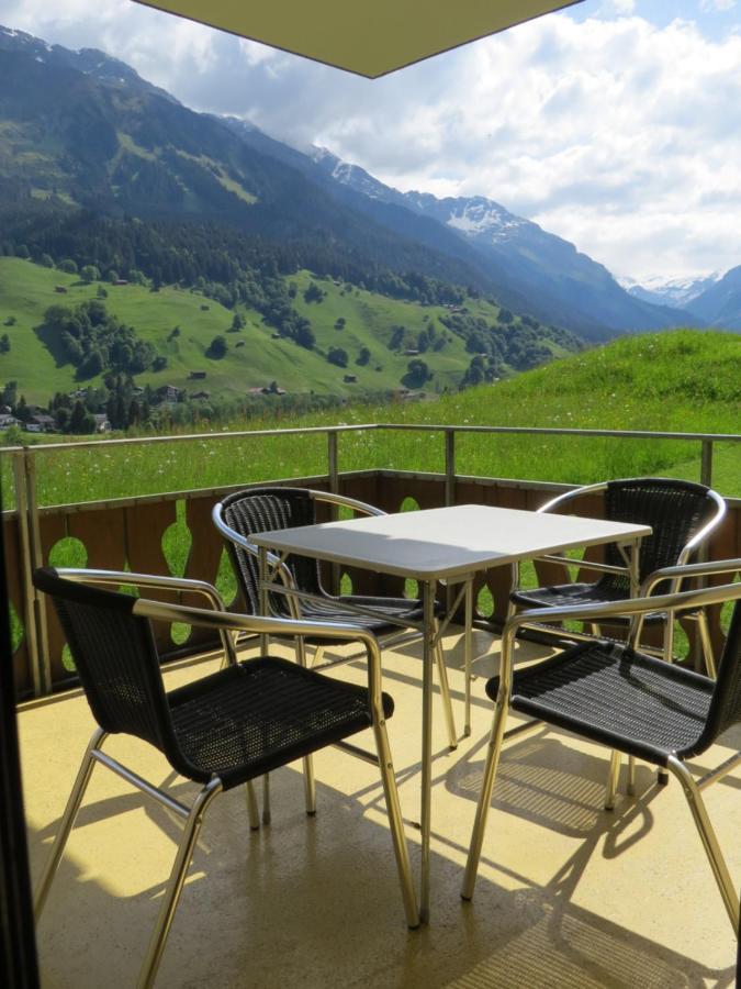 Appartement In Hus Signal Met Prachtig Uitzicht Op De Bergen Klosters Zewnętrze zdjęcie
