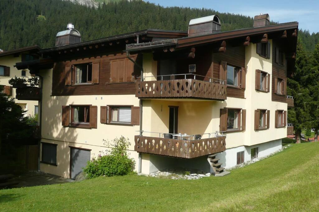 Appartement In Hus Signal Met Prachtig Uitzicht Op De Bergen Klosters Zewnętrze zdjęcie