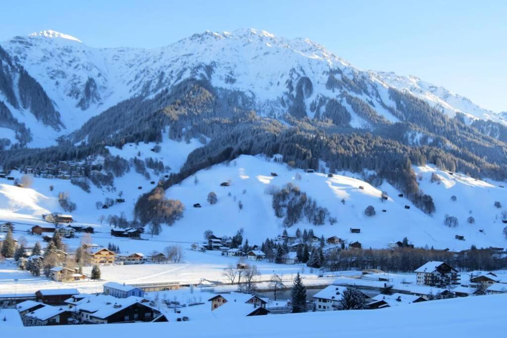 Appartement In Hus Signal Met Prachtig Uitzicht Op De Bergen Klosters Zewnętrze zdjęcie